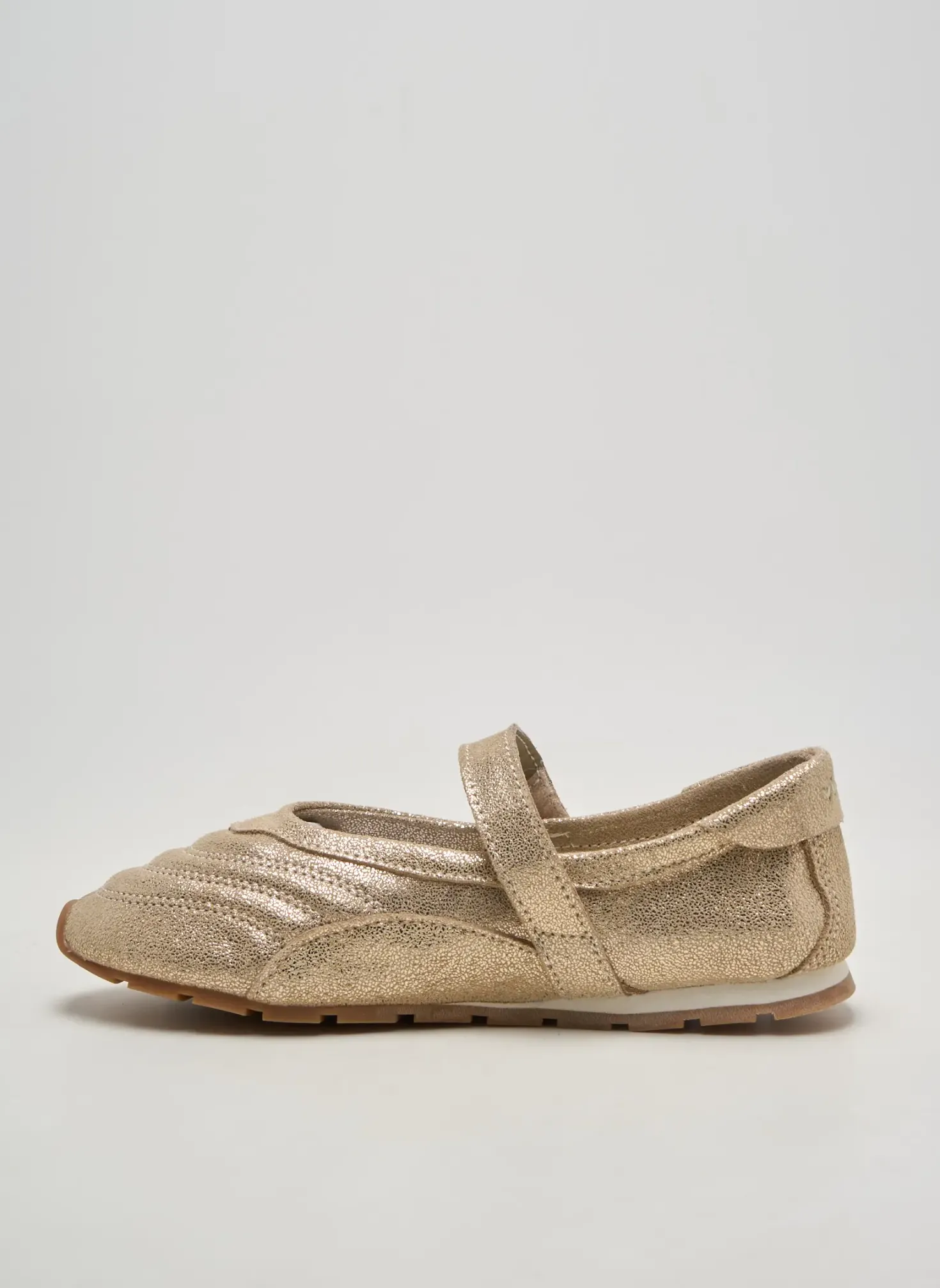 Baskets Victoria Beige Talon Plat Jusqu'à 3cm