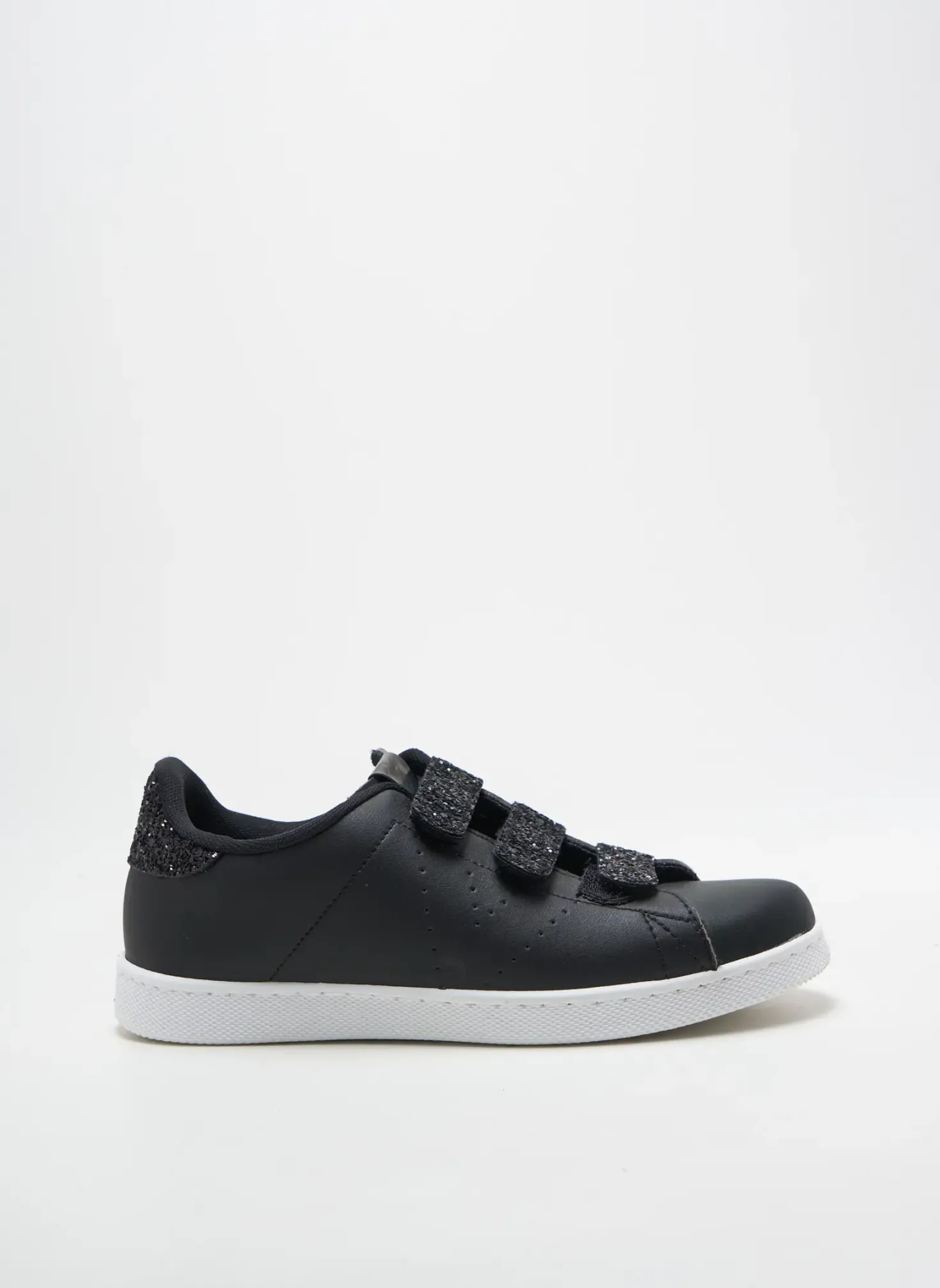 Baskets Victoria Noir Talon Plat Jusqu'à 3cm