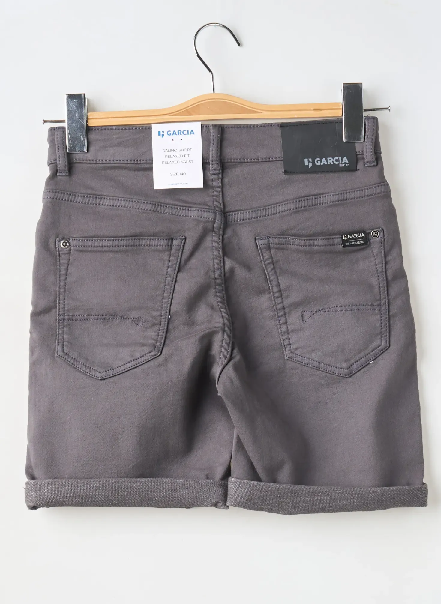 Bermuda Garcia Gris