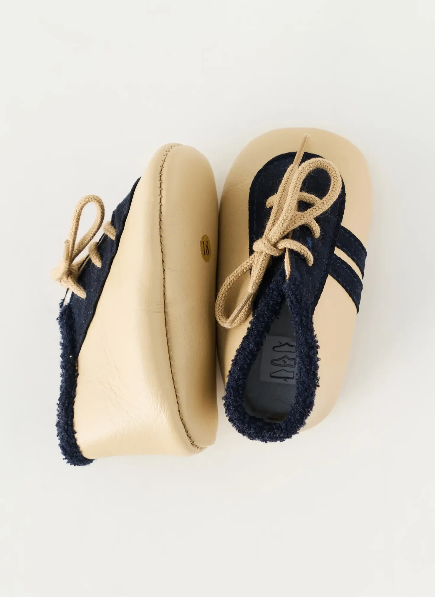 Chaussons/pantoufles Chauss'coeur Beige Bout Rond