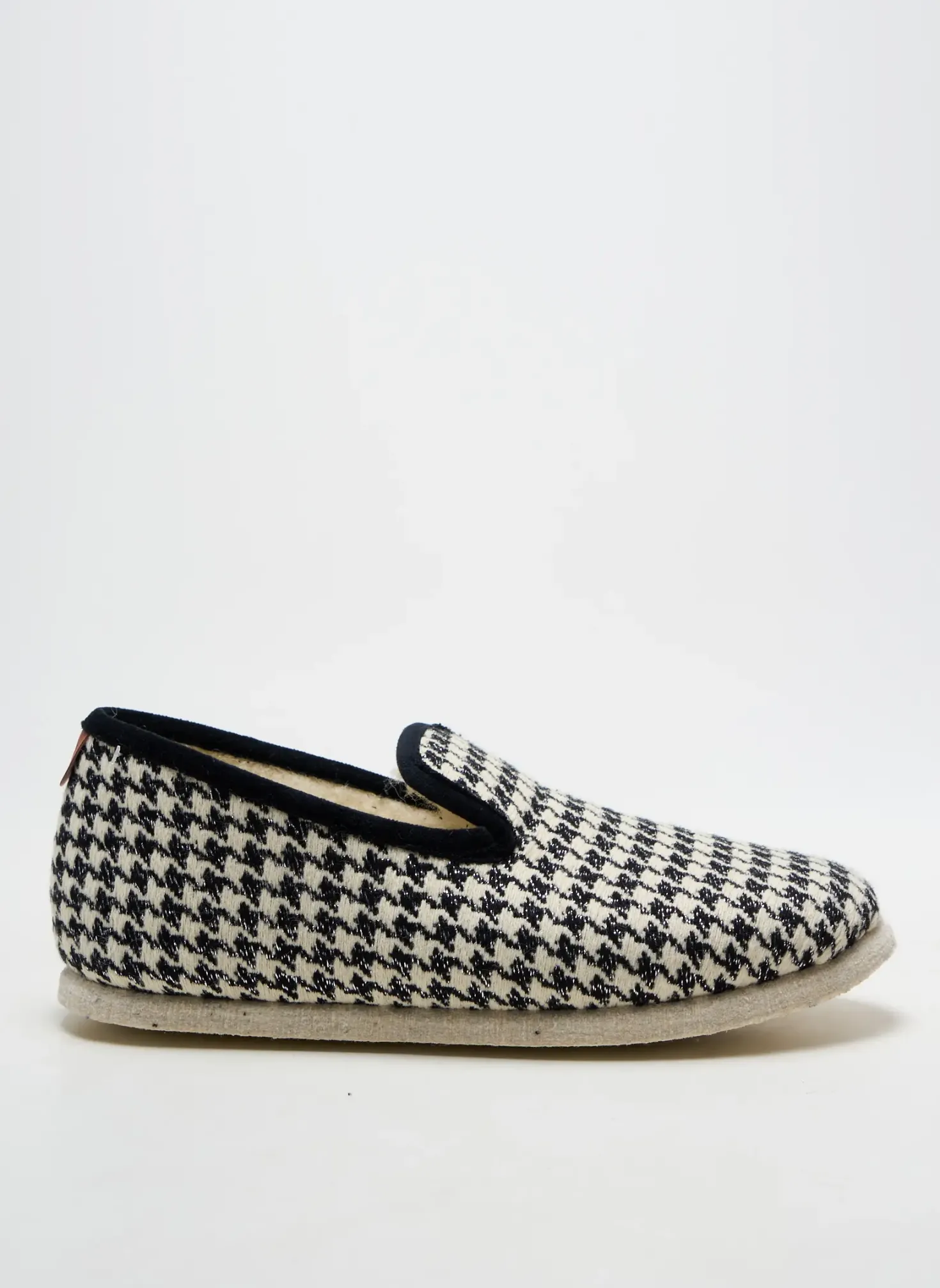 Chaussons/pantoufles Chausse Mouton Noir Talon Plat Jusqu'à 3cm