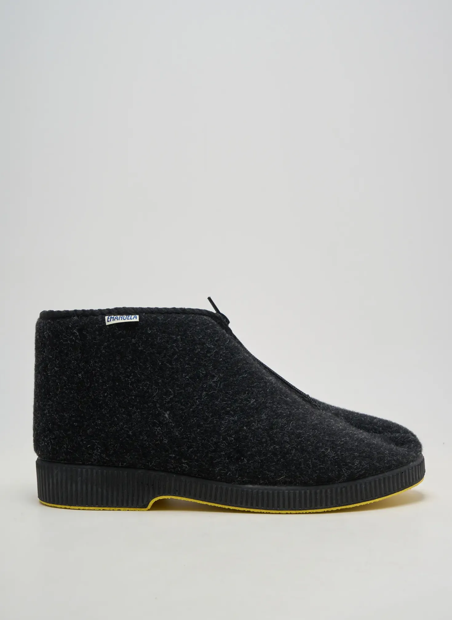 Chaussons/pantoufles Emanuela Gris Talon Plat Jusqu'à 3cm