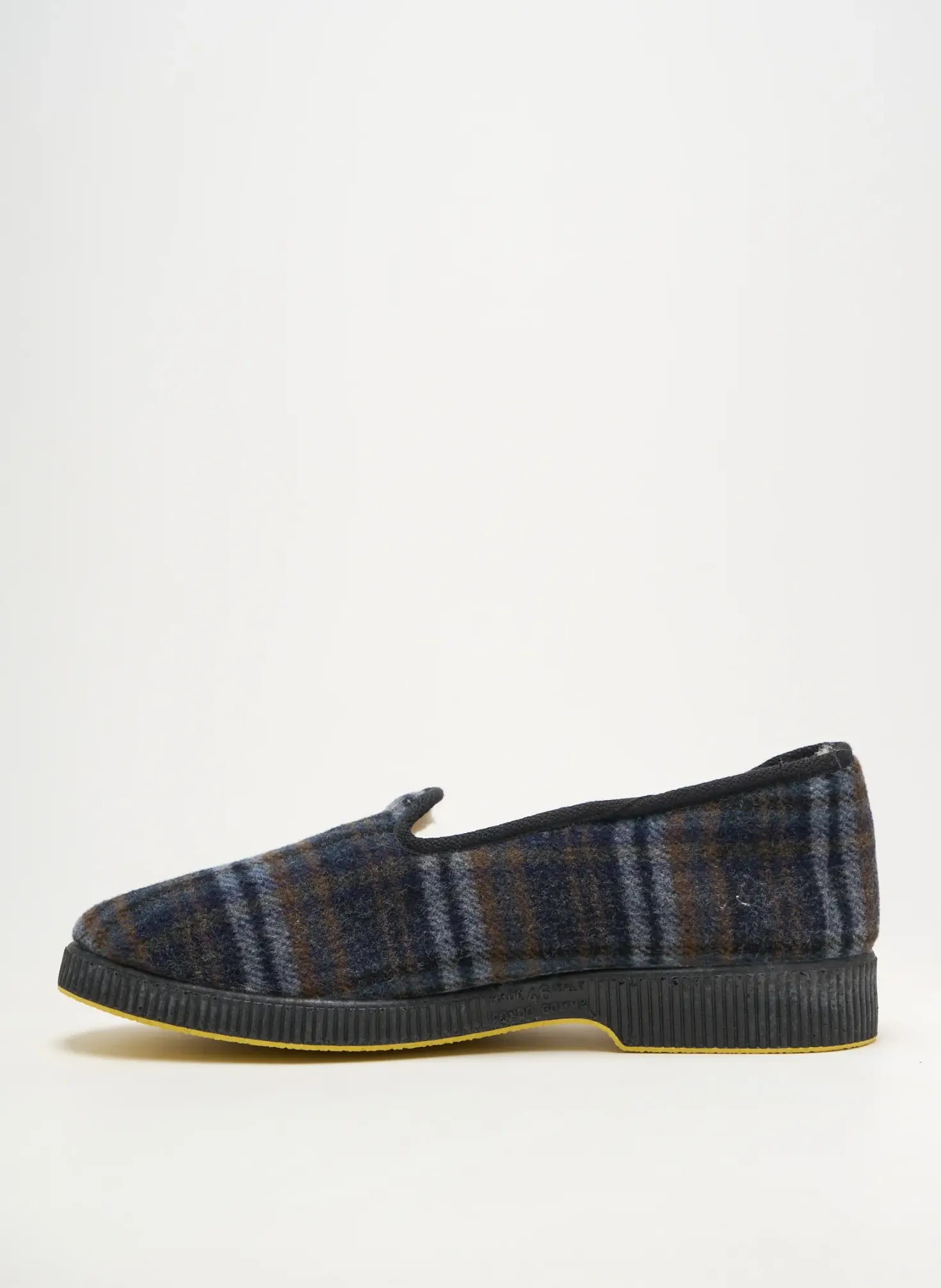 Chaussons/pantoufles Emanuela Bleu Bout Rond