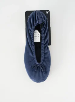 Chaussons/pantoufles Glove Story Bleu Talon Plat Jusqu'à 3cm