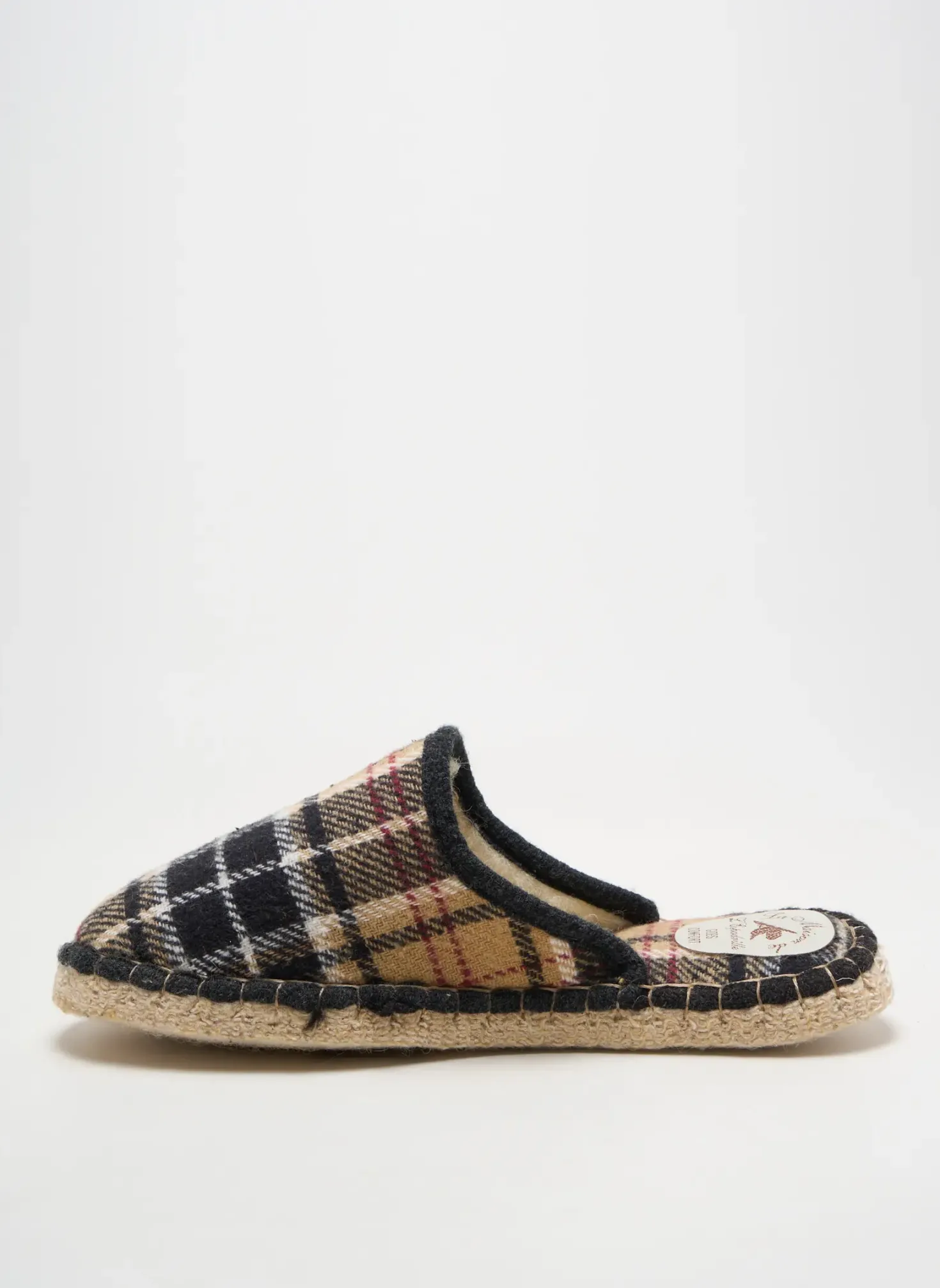 Chaussons/pantoufles La Maison De L'espadrille Beige Bout Rond