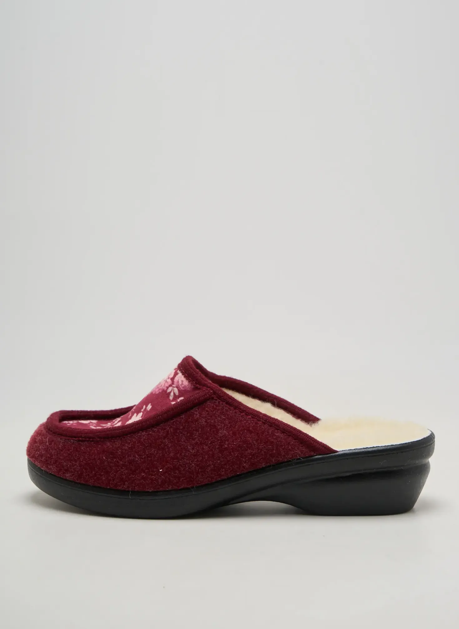 Chaussons/pantoufles Sedagyl Rouge Talon De 4 À 6cm