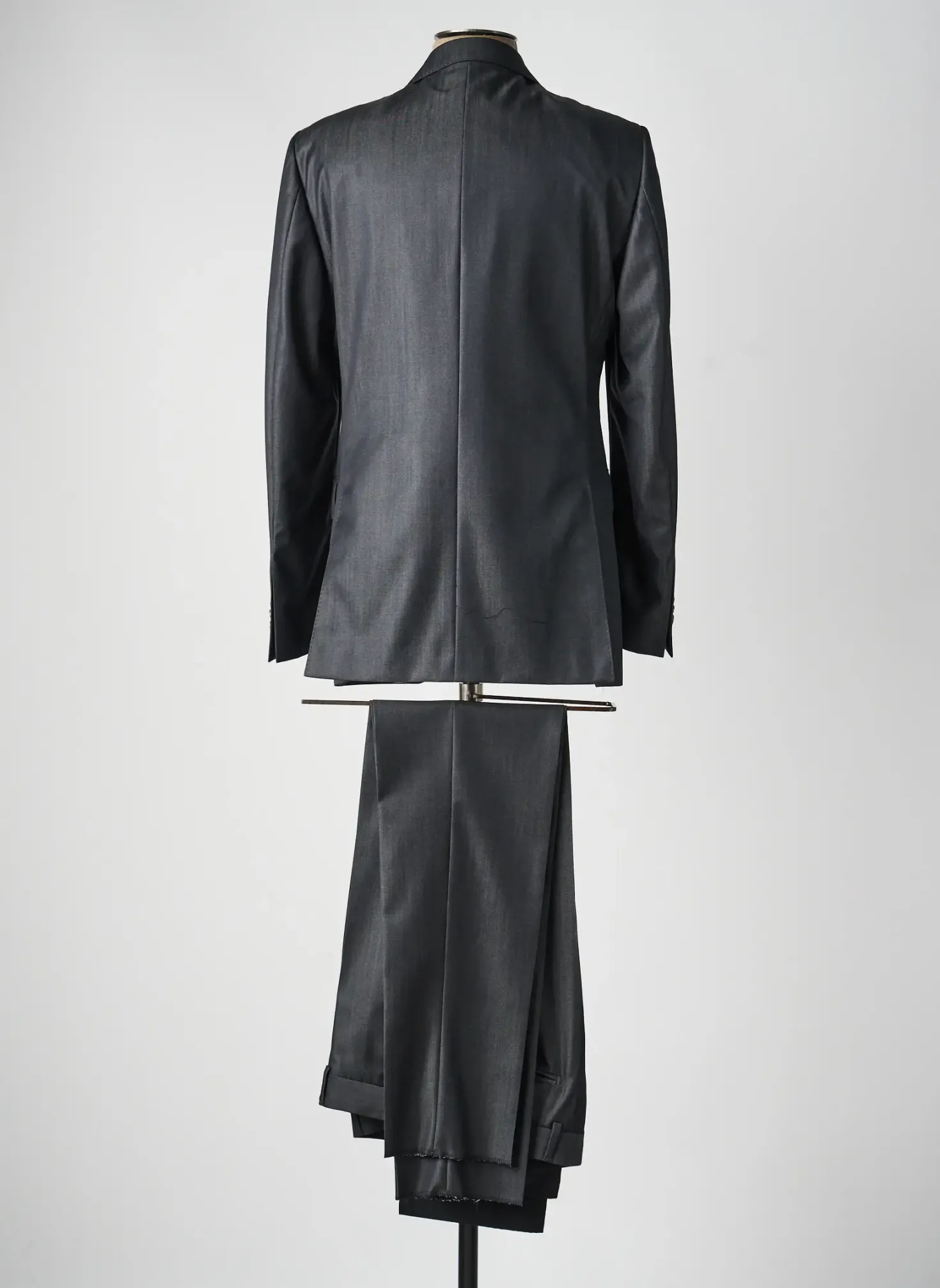 Costume De Ville Crafted By Scabal Gris