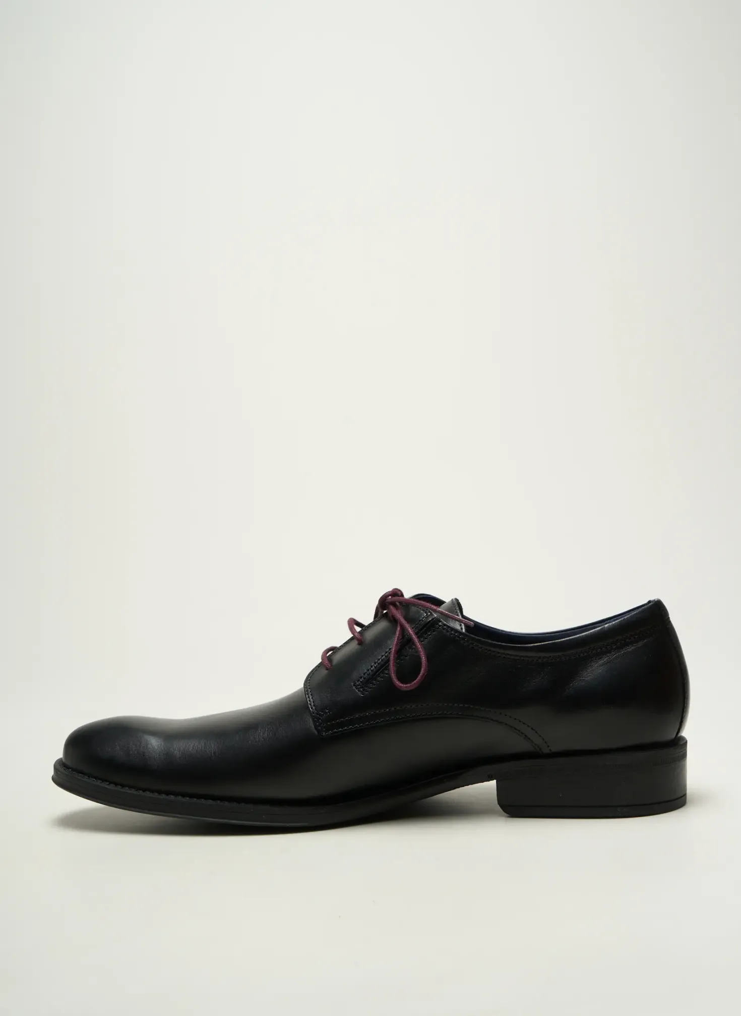 Derbies Fluchos Noir Talon Bas
