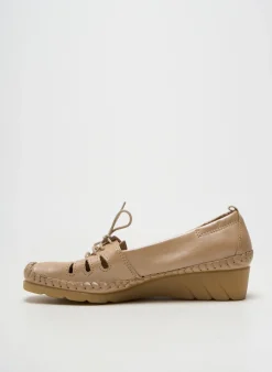 Derbies Luxat Beige Talon Plat Jusqu'à 3cm