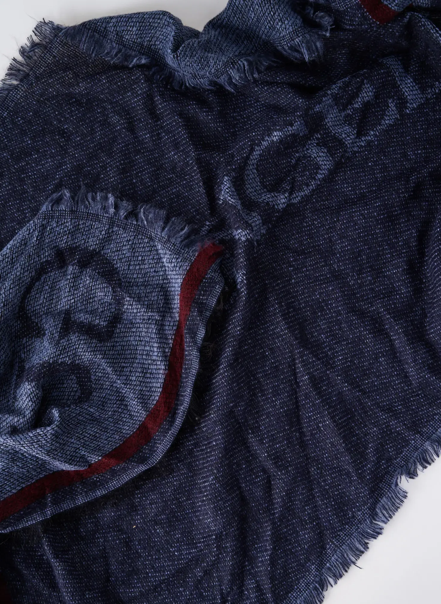 Echarpe Guess Bleu