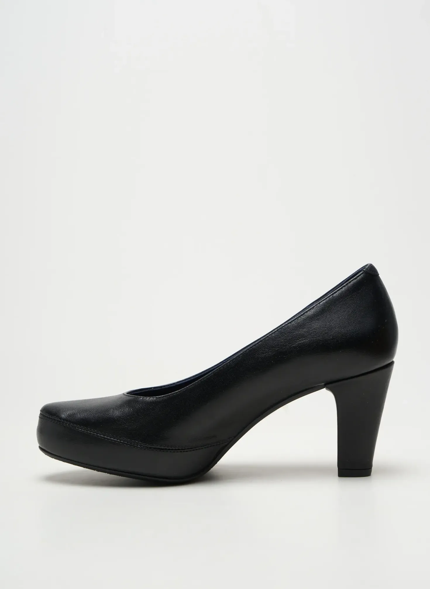 Escarpins Fluchos Noir Talon De 7 À 9cm