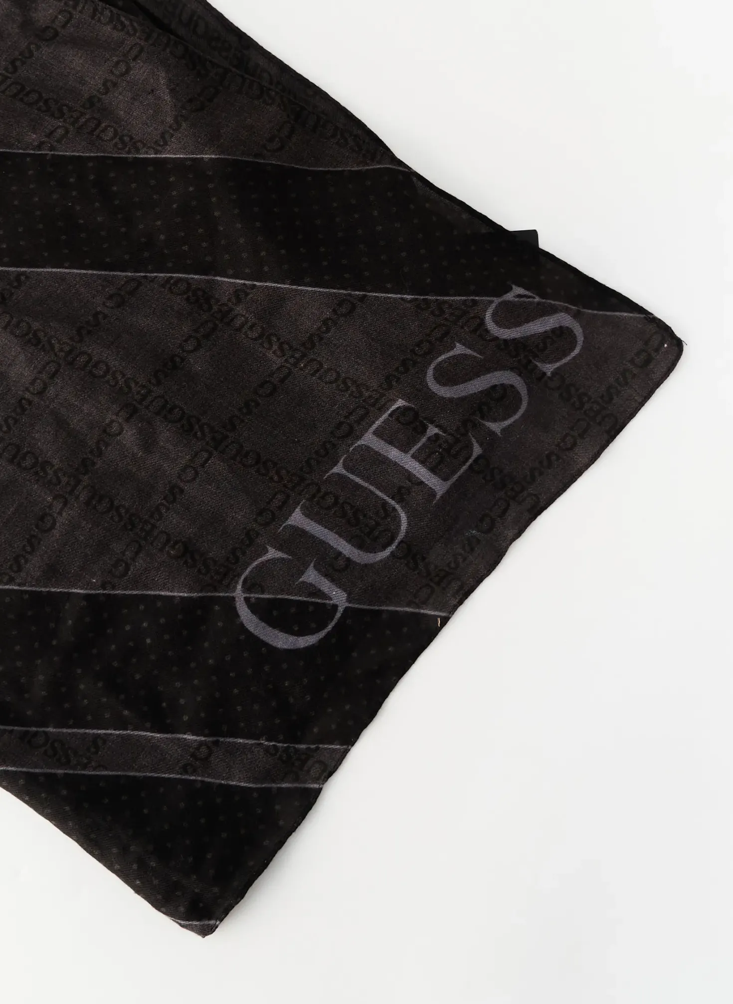 Foulard Guess Noir