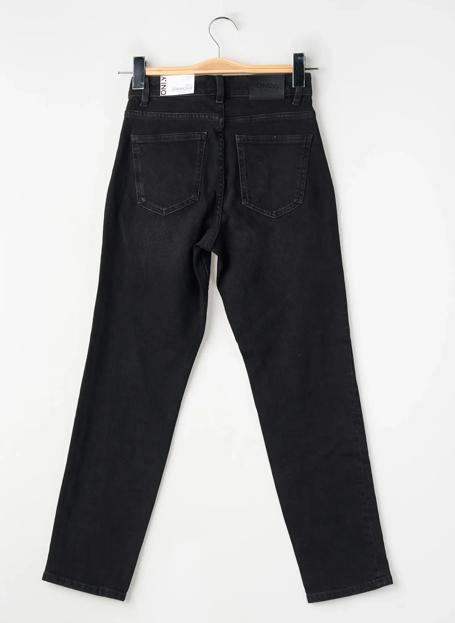 Jean Coupe Mom Only Noir