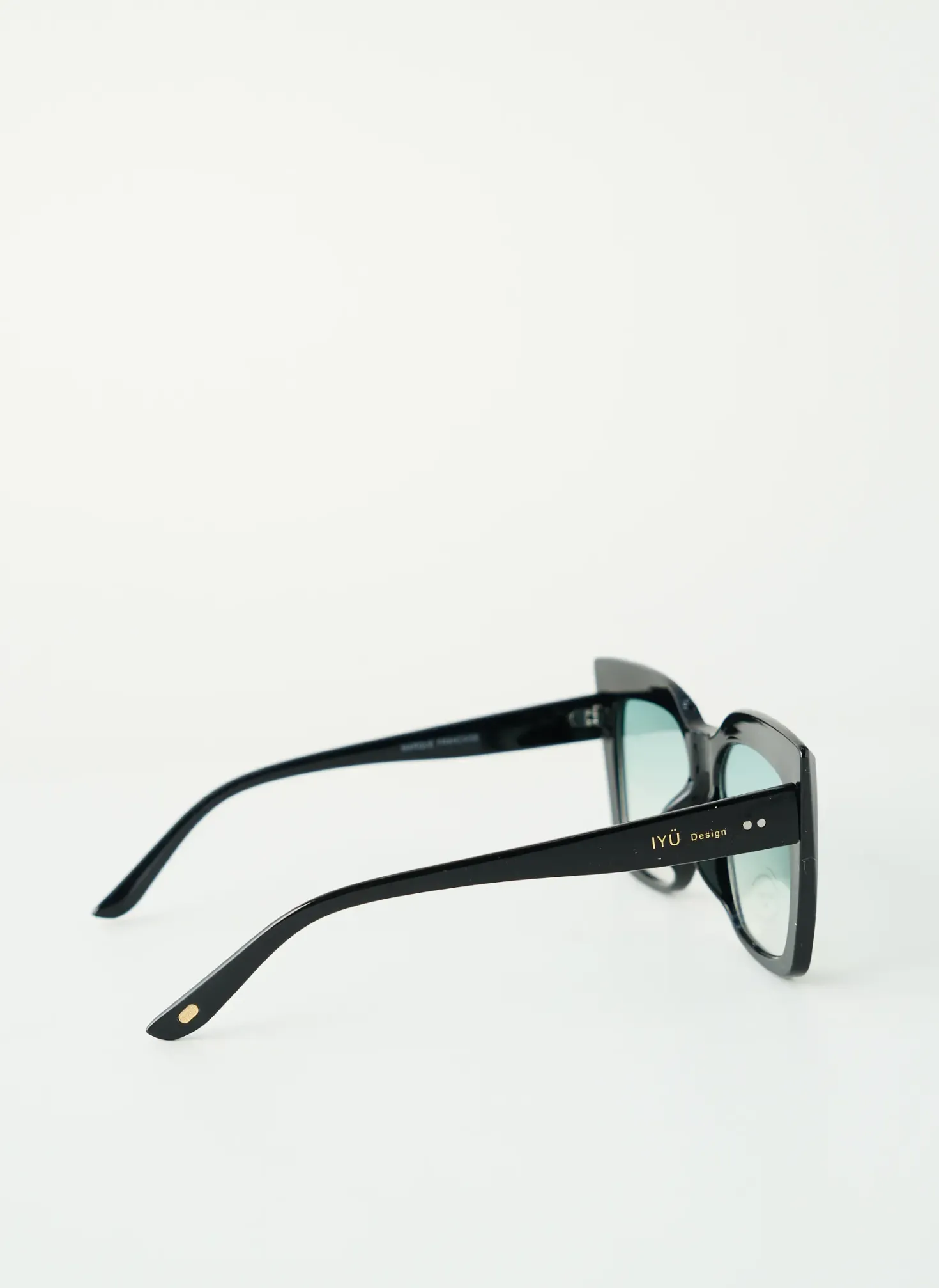 Lunettes De Soleil Iyü Noir