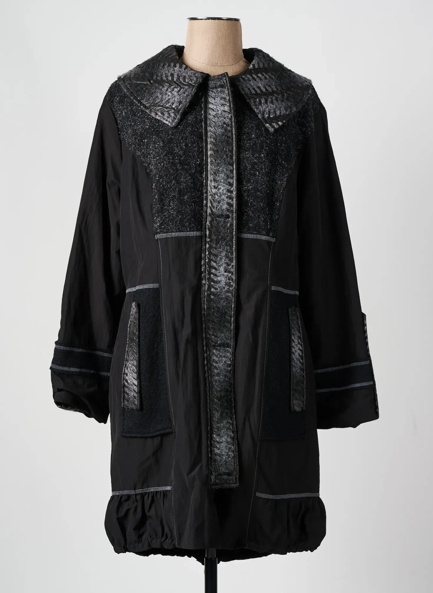 Manteau Long Quatre Vingt Jours Noir Sans Capuche