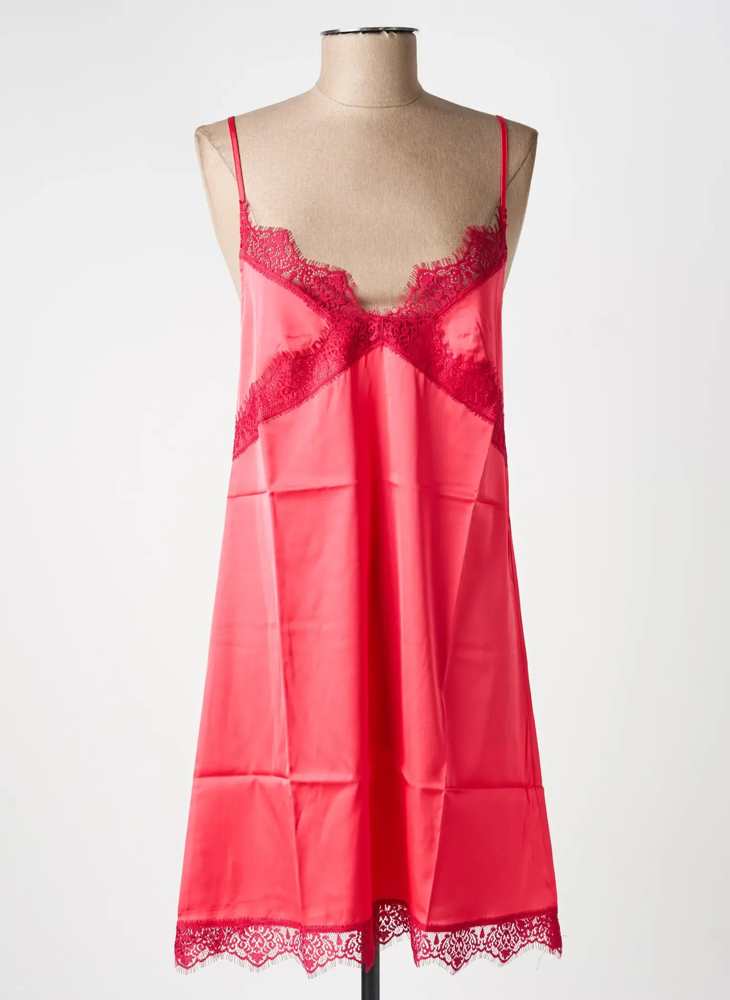 Nuisette/combinette Valege Rouge