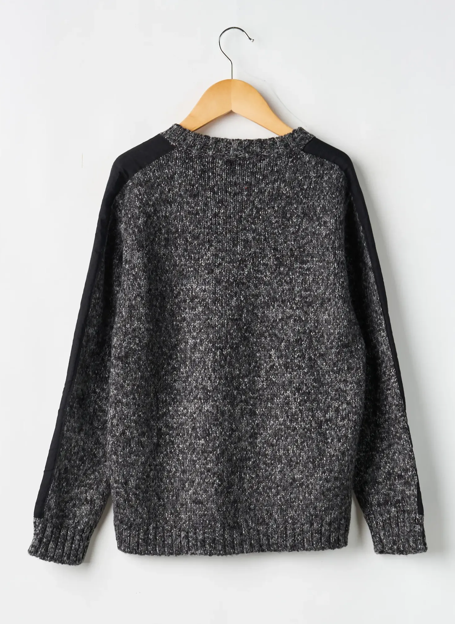 Pull Nukutavake Noir Manches Longues