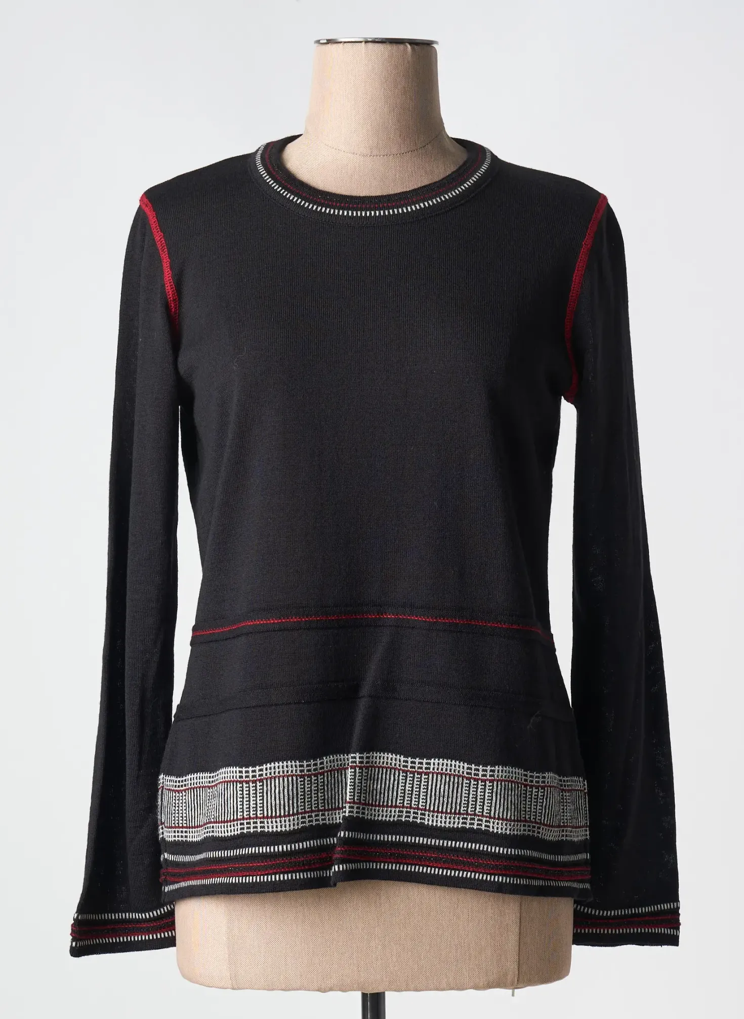 Pull Quattro Noir Manches Longues