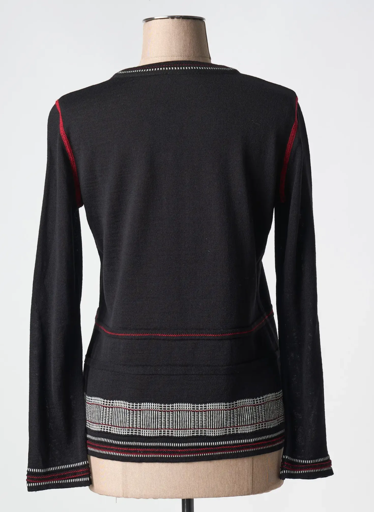 Pull Quattro Noir Manches Longues