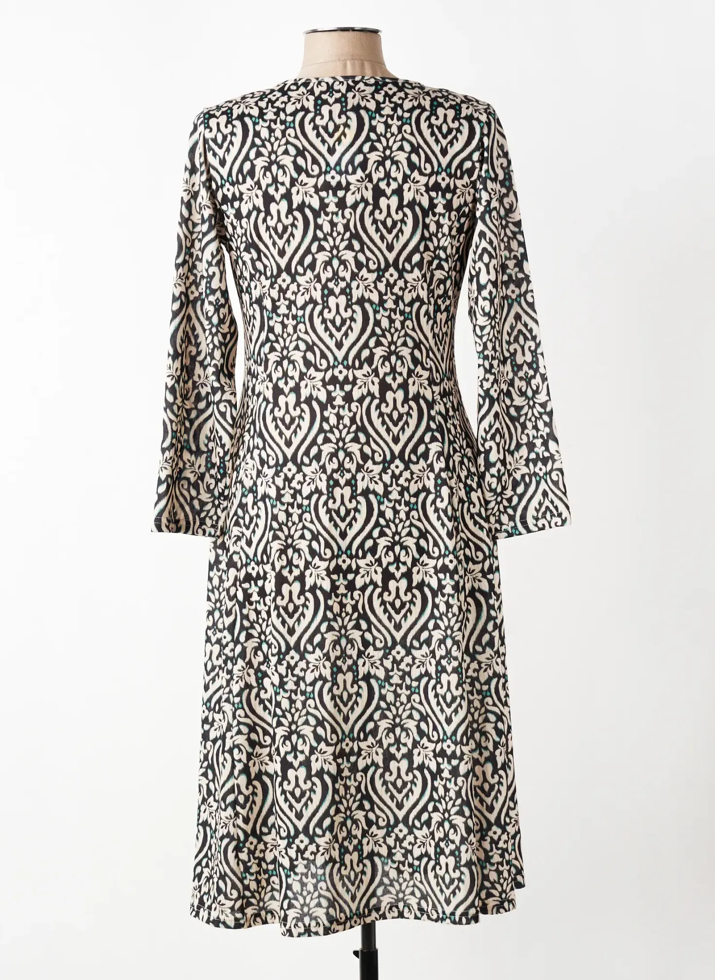 Robe Mi-longue Niki Mode Noir Manches Longues