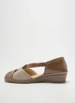 Sandales/nu Pieds Suave Marron Talon Plat Jusqu'à 3cm