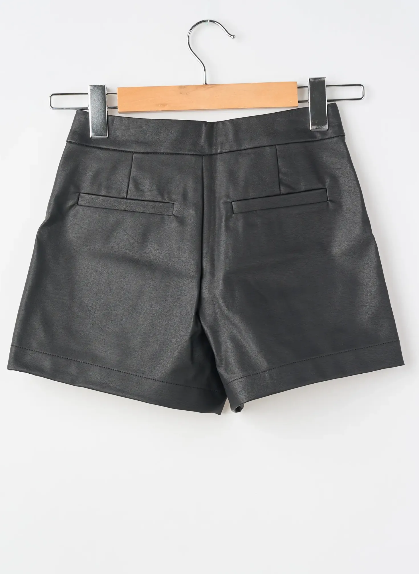 Short Garcia Noir