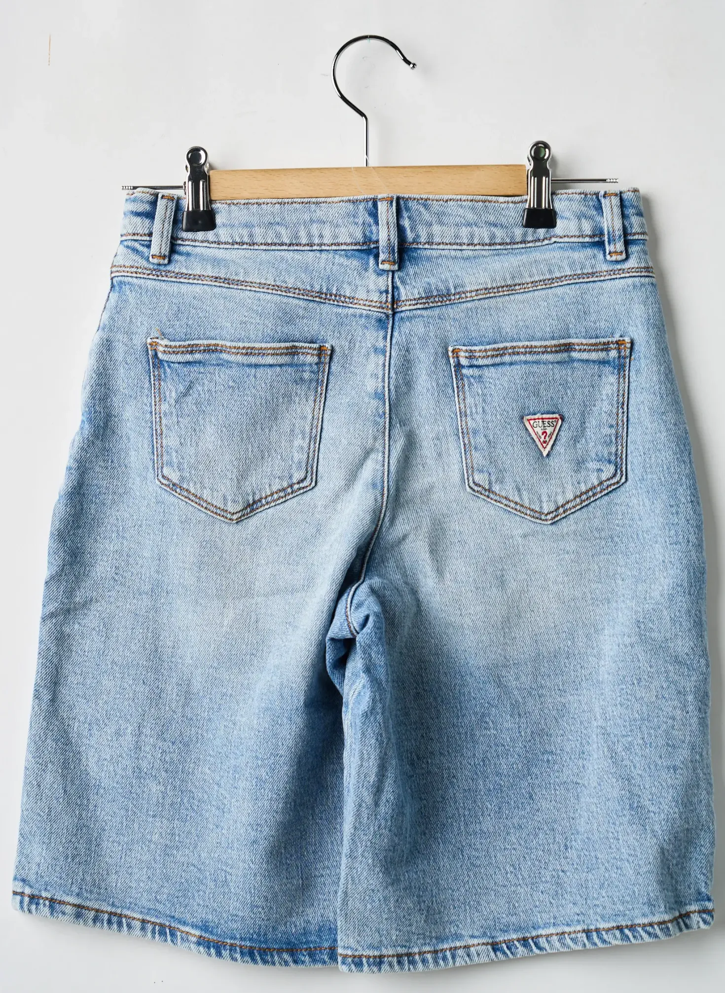 Short Guess Bleu