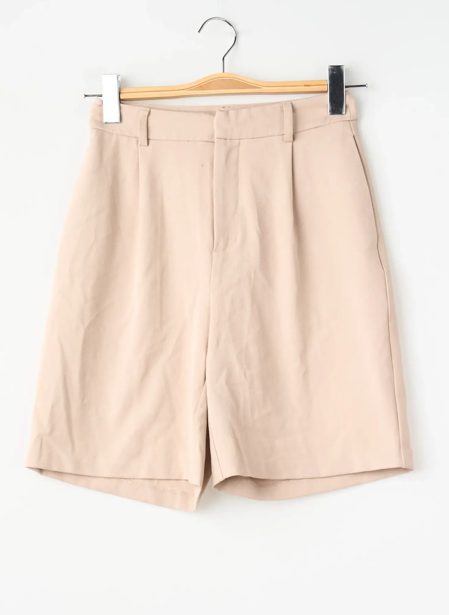 Short Only Beige