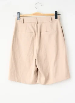 Short Only Beige