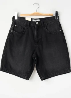 Short Redefined Rebel Noir