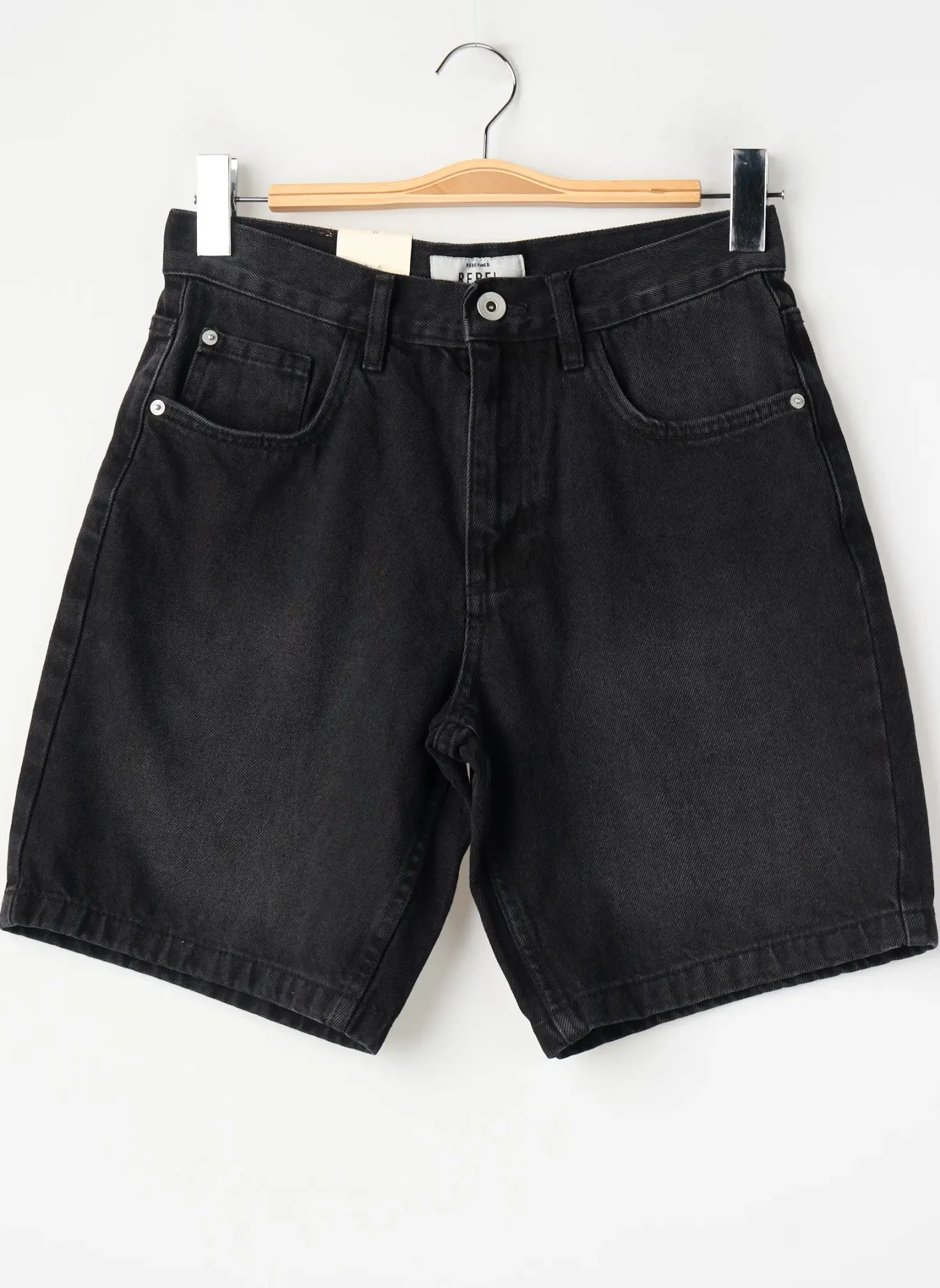 Short Redefined Rebel Noir