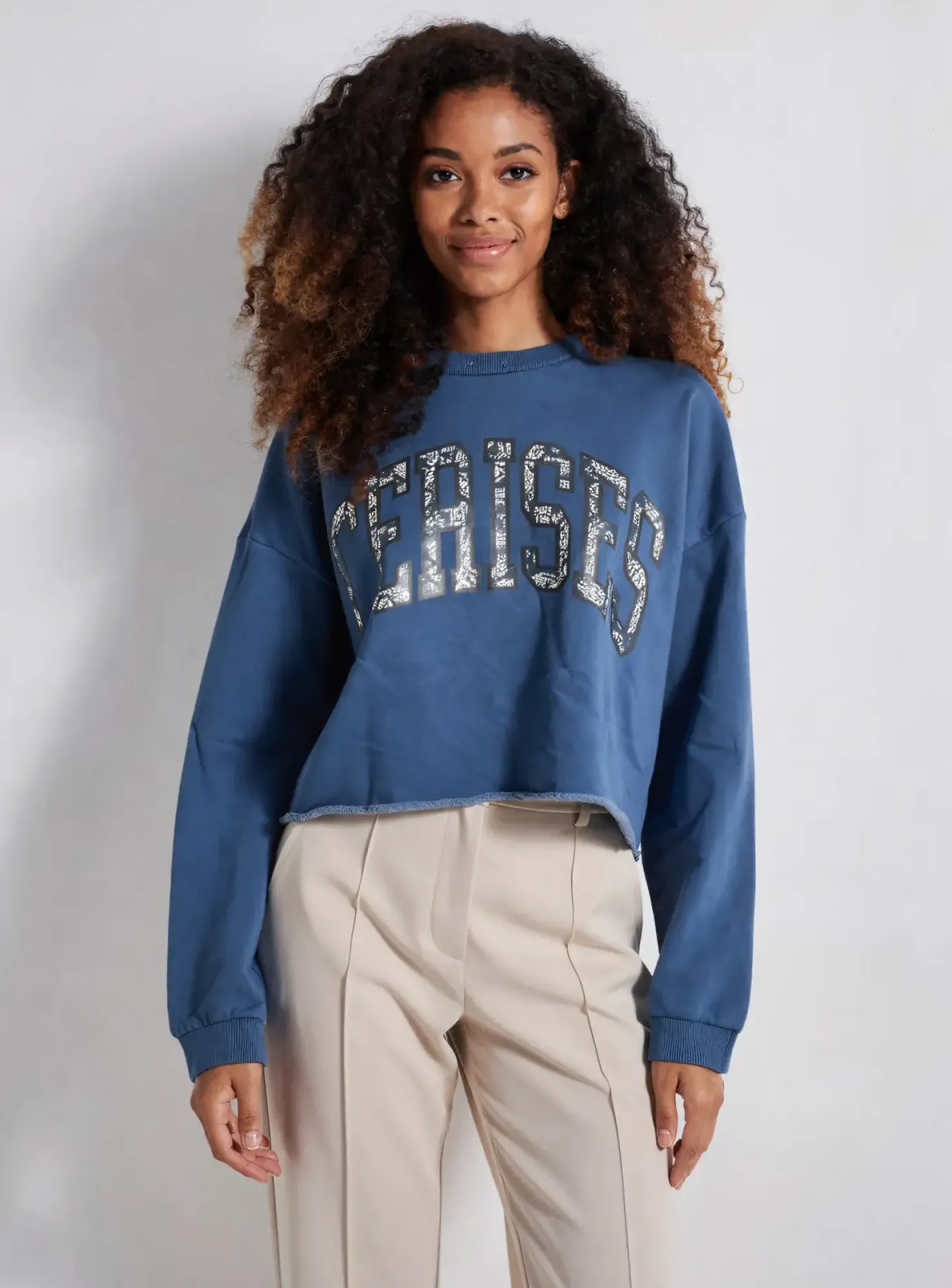 Sweat-shirt Le Temps Des Cerises Bleu Manches Longues