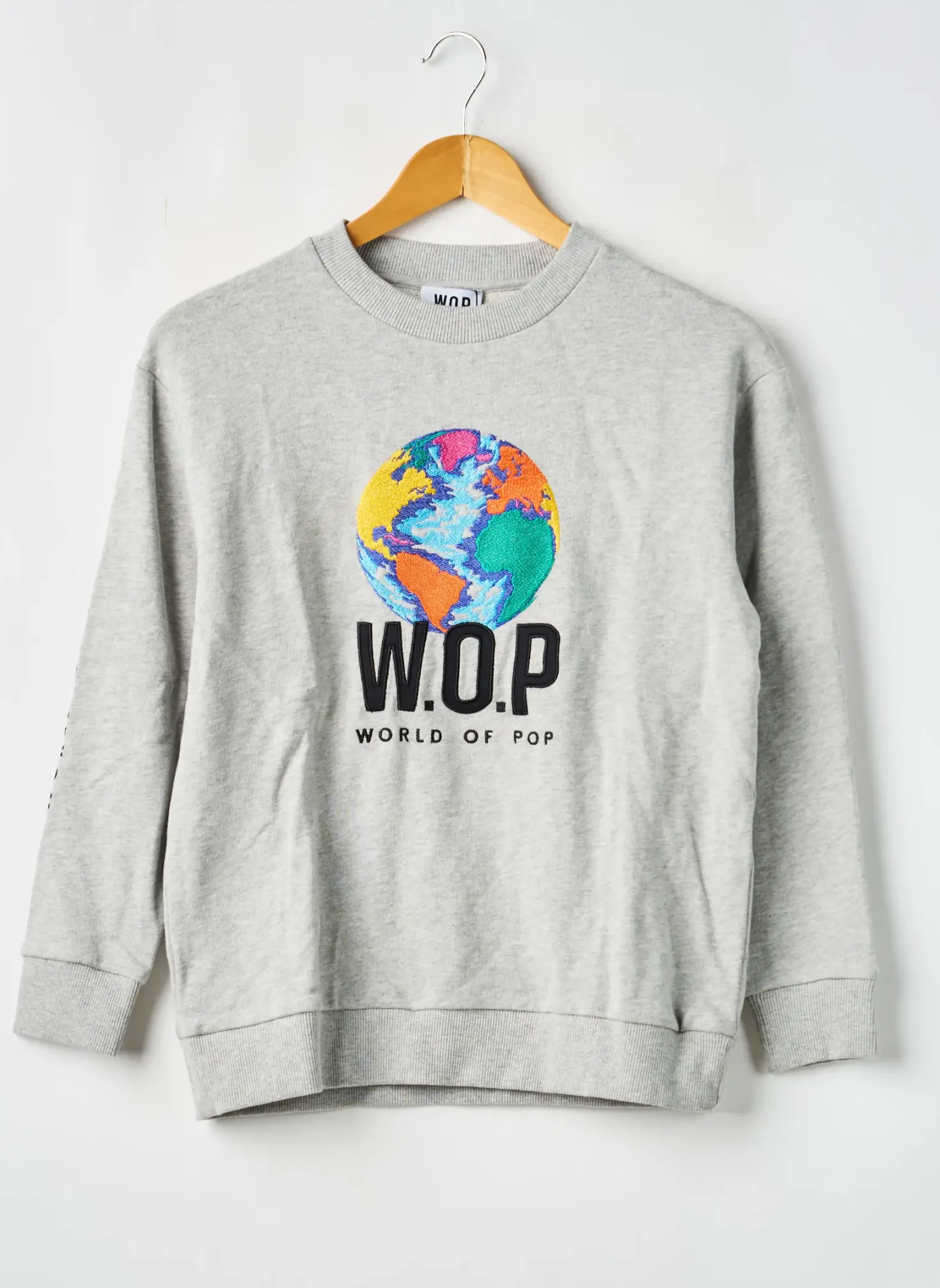 Sweat-shirt W.o.p (world Of Pop) Gris Manches Longues