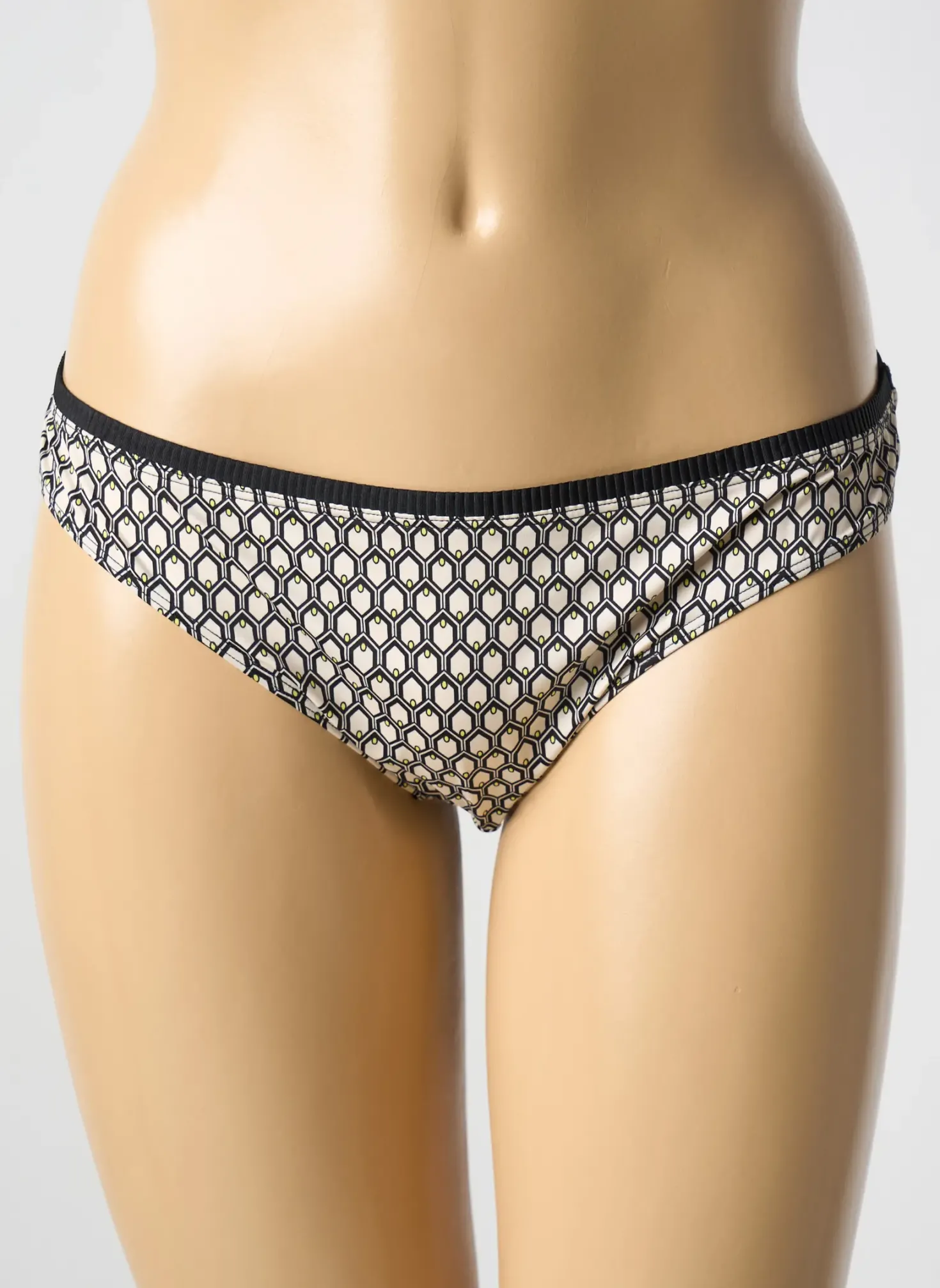 Tanga Esprit Noir