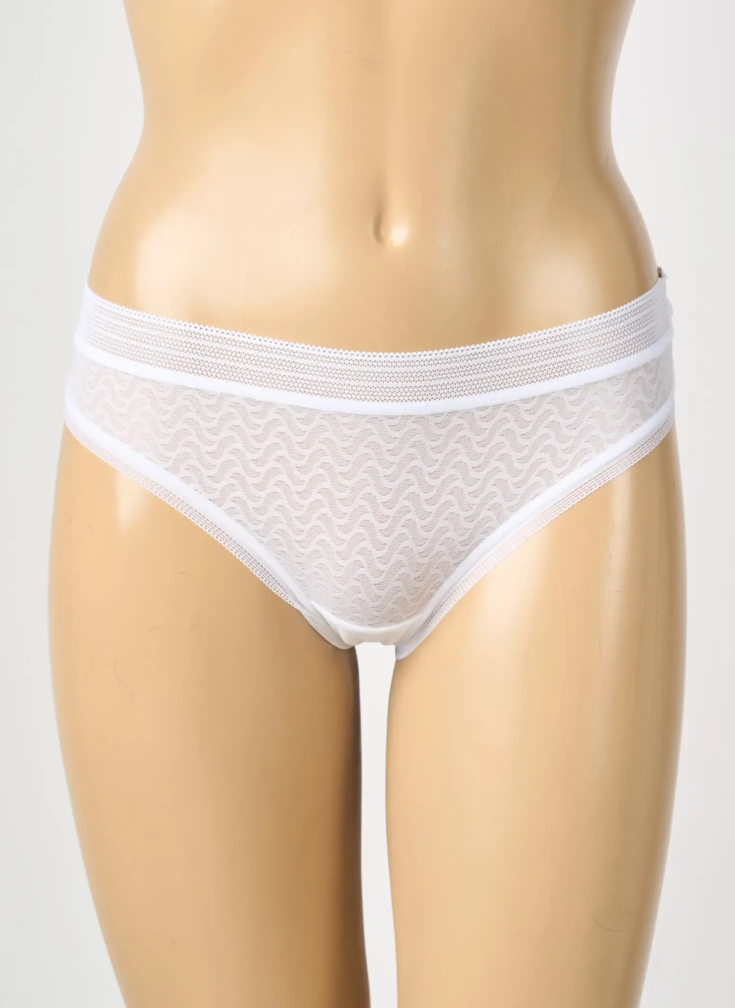 Tanga Wacoal Blanc