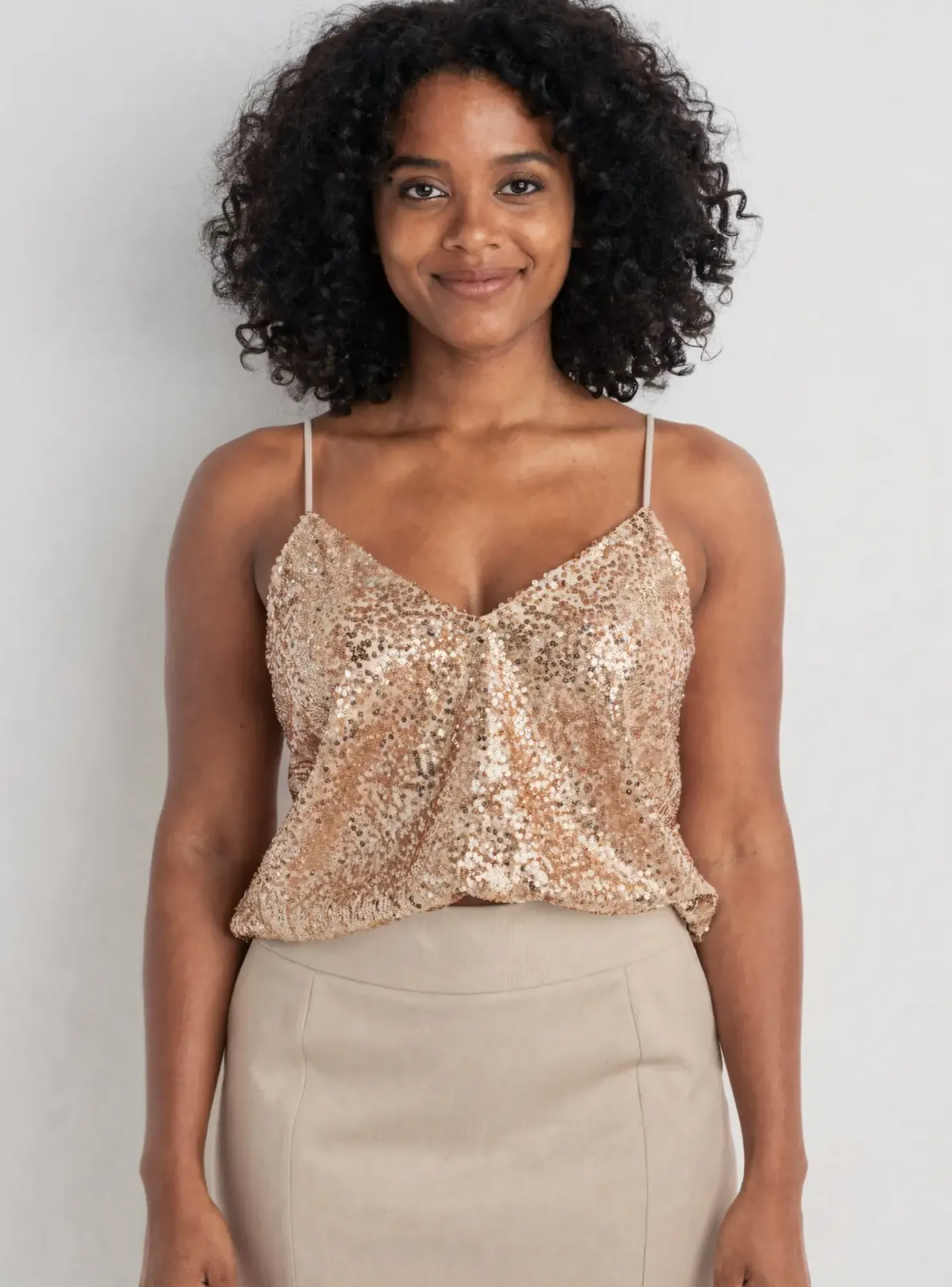 Top Emma & Ella Beige Fines Bretelles