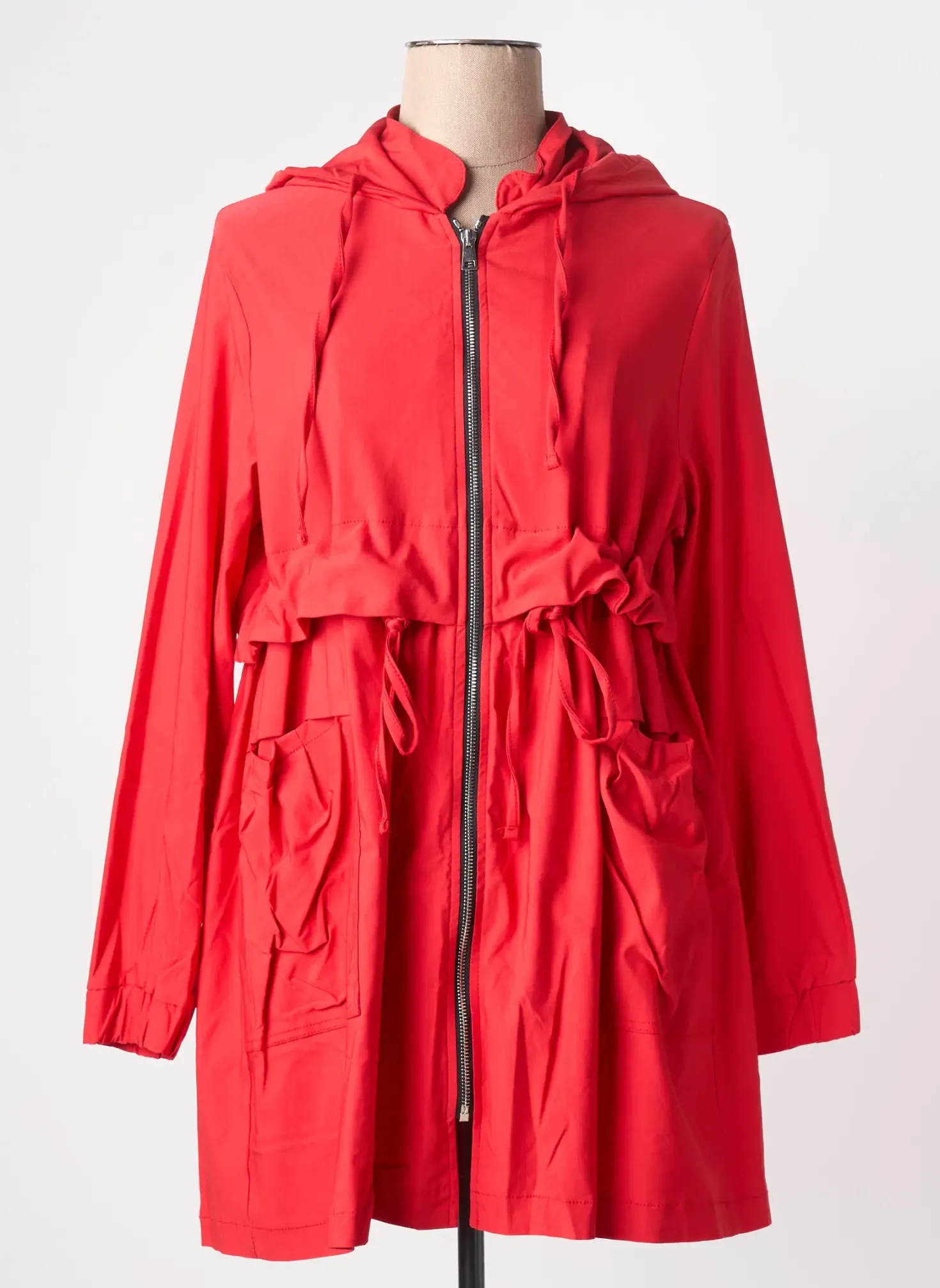 Trench Sophia Curvy Rouge A Capuche